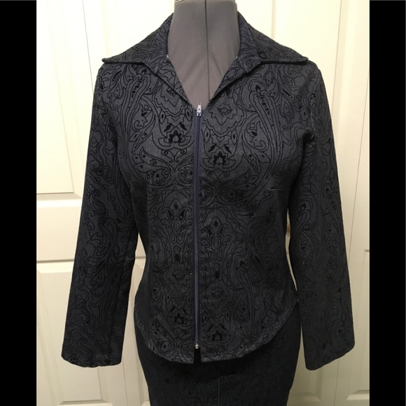 Embossed denim suit worn once or twice. - Picture 3 of 6